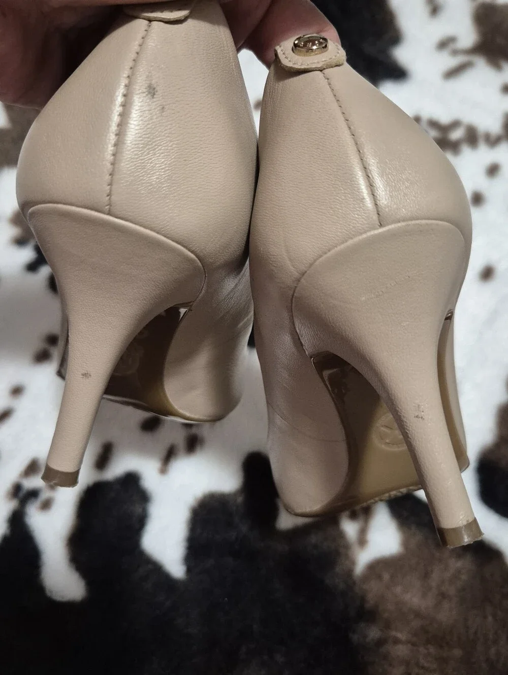 Michael Kors sophisticated pointed